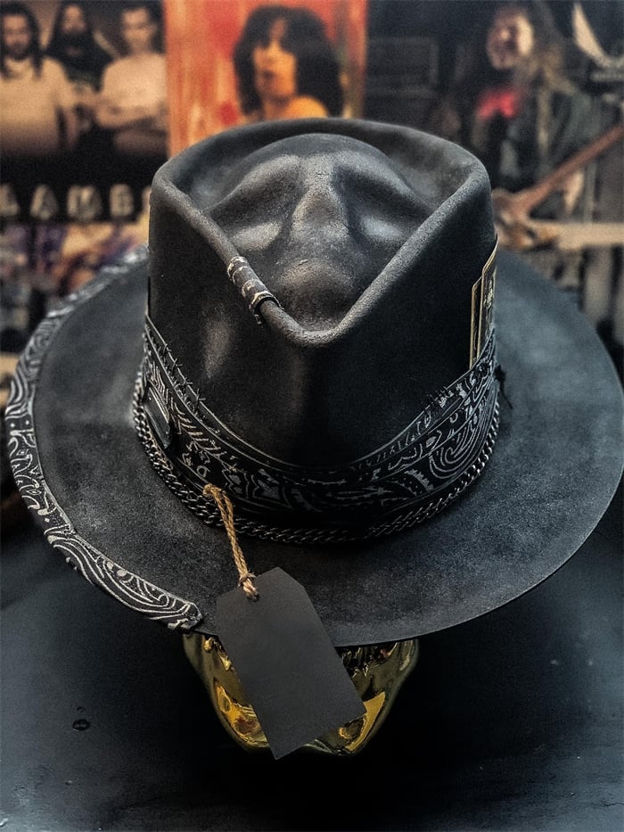 🔥49%OFF🔥"Harvester of Sorrow" Handmade Skull Hat