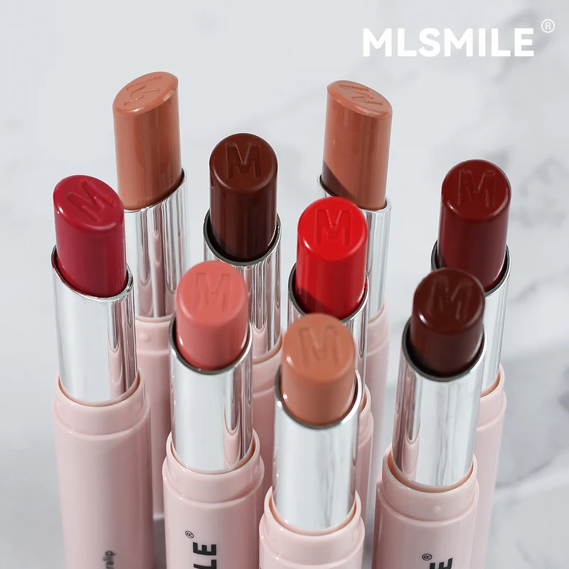 Tinted moisturizing lip balm Lipstick